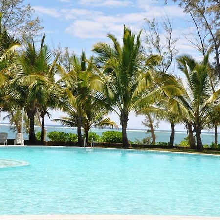 Villas Right On The Beach 贝尔马尔 外观 照片